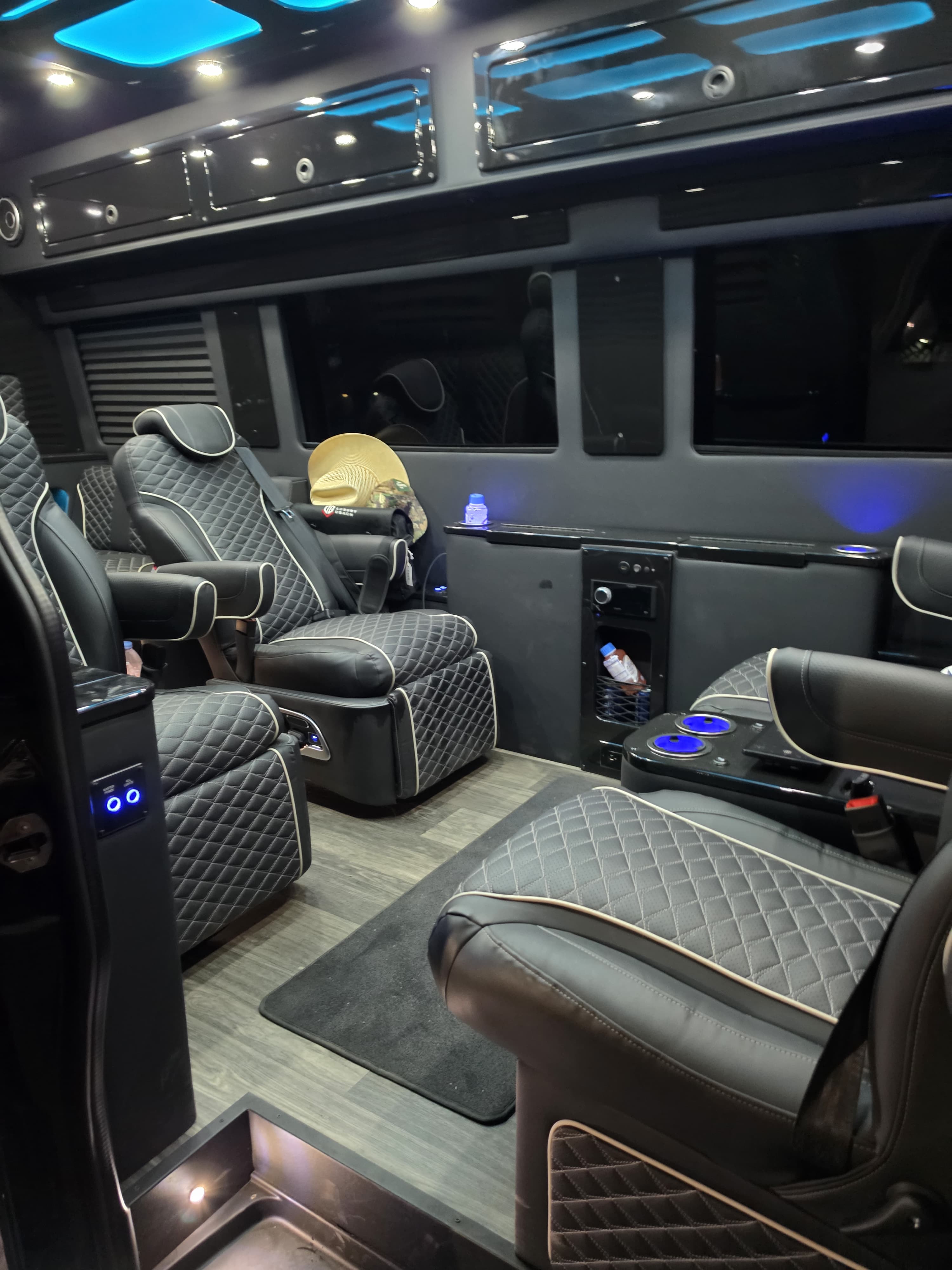 Jet Sprinter Exterior