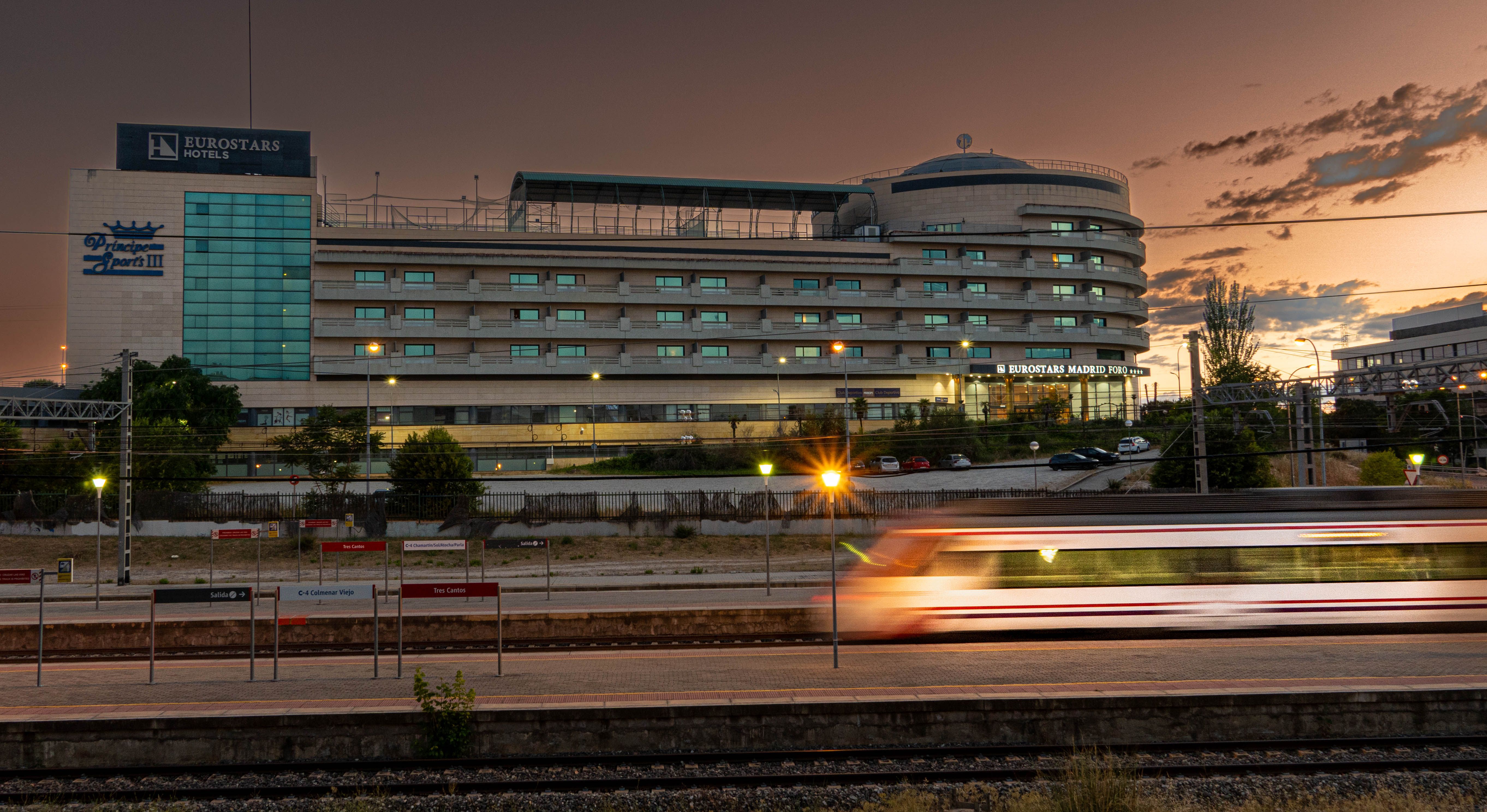 Hotel & resort transportation
