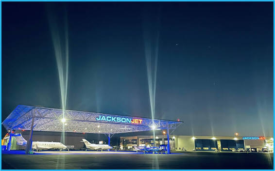 Jackson Jet Center chauffeur & car service at Phoenix Sky Harbor International Airport (PHX)